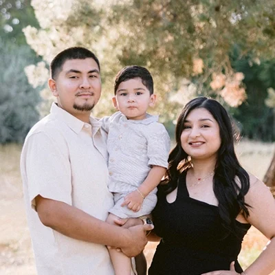 Eye Doctor Pasco WA Priscila Yepez Office Assistant & Biller Priscila Yepez With Her Family